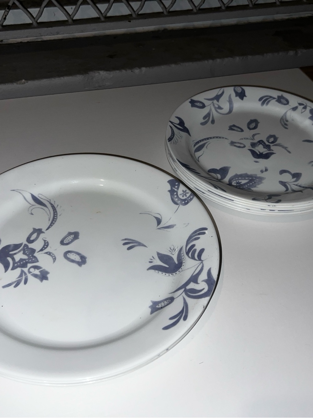 Classic Ceramic Dinner Plates with Patterns